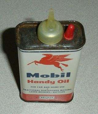 Nos Vintage Mobil Handy Oiler 4 Oz Can - Full Uncut Household Oil Tin W/ Pegasus