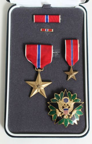 Us Army Bronze Star Medal With Case & General Staff Badge Full Size Set