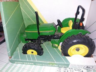 John Deere 5200 Utility Tractor Rops 1/16 Ertl Toy 5845da Collector Edition Jd