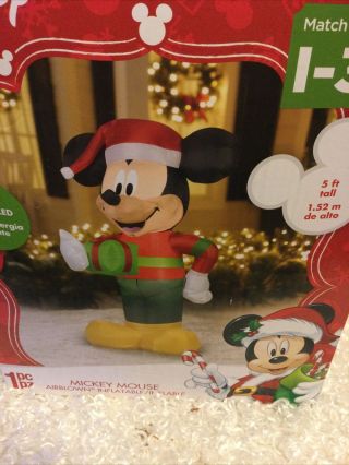 Disney Airblown Inflatable 5 Ft Mickey Mouse Holding A Christmas Present Led