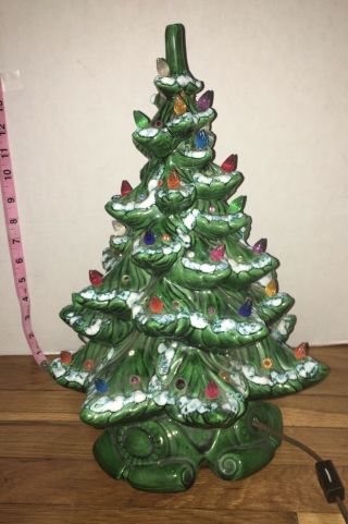 Vtg Atlantic Mold Ceramic Lighted Green Christmas Tree 17” Light Up White Snow