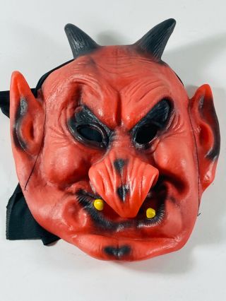 Vtg Rubber Devil Demon Halloween Mask Satan Latex