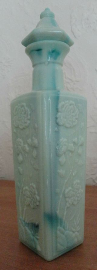1972 Jim Beam Liquor Bottle Decanter Pagoda Slag Glass Green Jadite Milk Glass