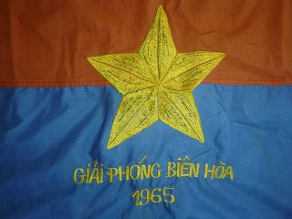 Bien Hoa 1965 - LARGE VC BATTLE FLAG - NLF - VIET CONG - Vietnam War - 8824 3