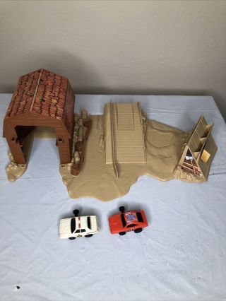 Dukes Of Hazzard Barnbuster Set 1980 W/ Two Windup Cars (incomplete)