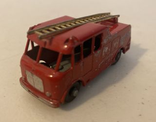 (c) Vintage Matchbox Lesney No 9 Marquis Series Iii Diecast 1/64 Fire Truck Car