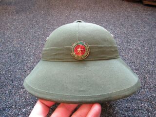 Vietnam War Nva Pith Helmet With Insignia