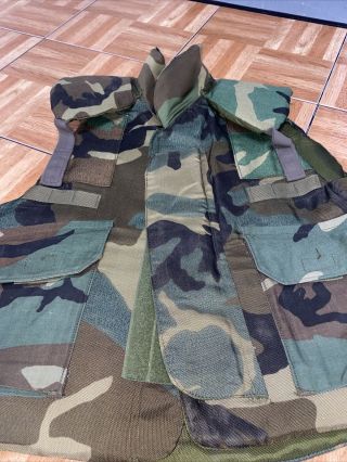 Military Woodland Camo Body Armor Fragmentation Vest Flak Jacket Size Medium 2