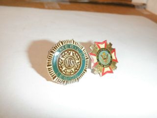 TWO AMERICAN LEGION VETERANS OF FOREIGN WARS CLOTHING LAPEL HAT PINS US VFW 3