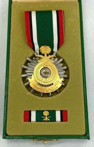 Desert Storm Kingdom Of Saudi Arabia Kuwait Liberation Boxed Medal