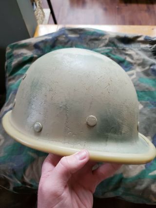 Gulf War Iraqi M90 Republican Guard Marked Camo Helmet With Rubber Rim