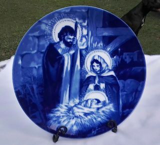 Holy Family Nativity Collectors Plate Cobalt Blue Avon 1991 8 - 1/2 " Christmas