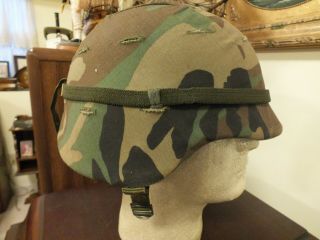 Us Army Pasgt Made With Kevlar Helmet Medium M - 3 W Woodland Camo Cover