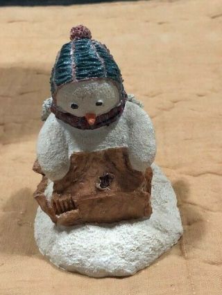 June Mckenna Angels Christmas Figurine " Making Do " Nib (b)