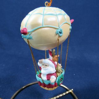1991 Christmas Charmers Santa In A Hot Air Balloon Christmas Ornament W/ Box