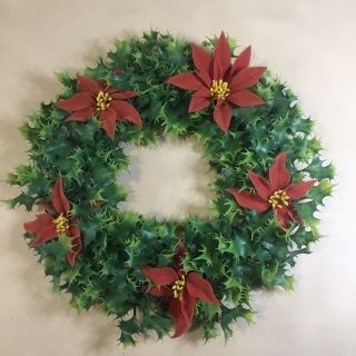 Vintage Plastic Christmas Door Wreath Holly Poinsettia 16”