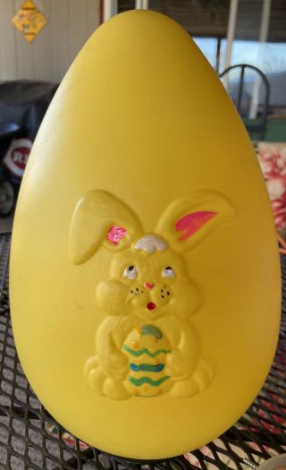 Vtg 1998 Grand Venture Blow Mold Easter Egg 14 " Yellow W Embossed Bunny Rabbit