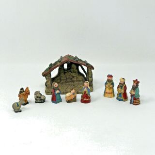 10 Piece Small Size Nativity Set With Stable Holy Family Wisemen And Animals