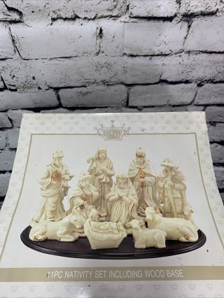 Crown Accents Nativity Set With Wood Base 11 - Pc Ivory With Gold Accents X1040
