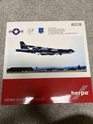 Herpa Us Air Force Boeing B - 52h Stratofortress “someplace Special” 559003