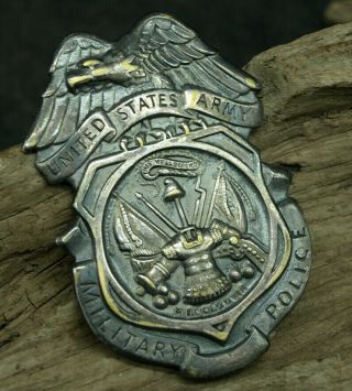 Obsolete Vintage United States Us Army Military Police Badge (j33)