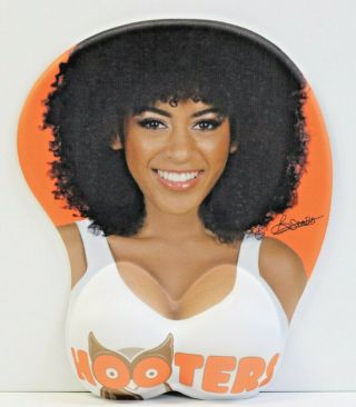 Hooters 2019 Miss International Briana Smith Woman 3d Boobs Breasts Mousepad