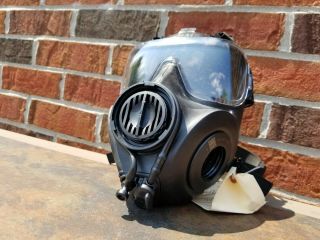 Avon Fm53 M53 Gas Mask Respirator Small Left Handed,  Vpu & Mic Nbc M50 Cbrn
