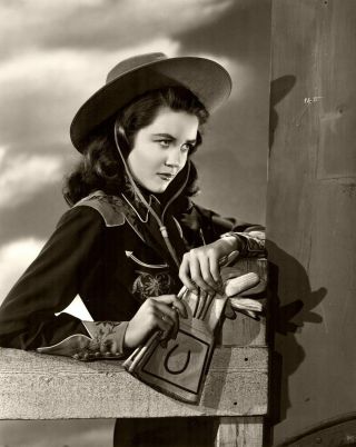 Art Print Of C.  1943 Photo Famous Cowgirl Actress Dorothy Malone 8 1/2 X 11