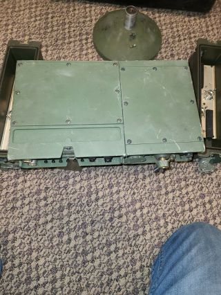 Hughes AN/PRC - 104 Military Radio Portable HF SSB & CW Transceiver set with extra 4
