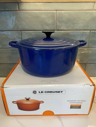 Le Creuset Signature 5.  5qt Cast Iron Round Dutch Oven Blue