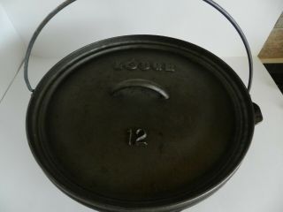 Vintage Lodge Usa 12 Cast Iron 3 Footed Dutch Oven Camp Pot W/lid