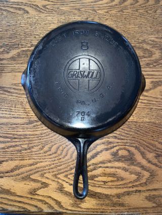 Vintage Griswold 704g Cast Iron 10 - 1/2 " Fry Pan 8 Skillet Slant Logo Heat Ring
