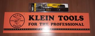 Klein Tools Wood Sign 23 3/4 " X 5 3/4 " X 1/4 " Plus Stubby Multi Bit Screwdriv