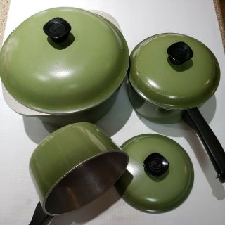 Vintage Club Aluminum Avocado Green 3 Pot Set W Lids 10 " 7 1/2” 6 1/2”.