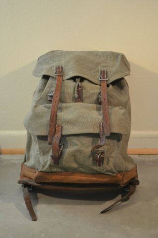 1969 Vintage Swiss Army Military Backpack Rucksack Salt & Pepper Canvas Leather
