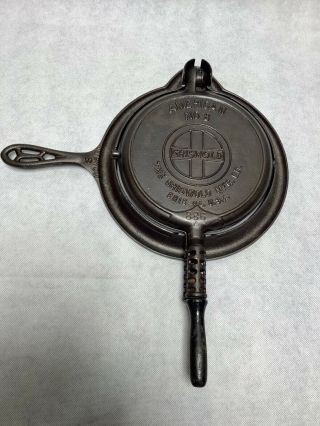 Griswold American No.  8 Cast Iron Waffle Maker With Low Base