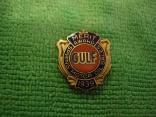 1939 Gulf Oil Company Spring Motor Oil Sales Merit Award Pin