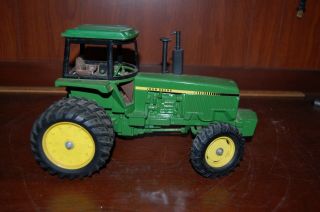 John Deere Mfwd Row - Crop Tractor Ertl Farm Metal Diecast Toy Truck