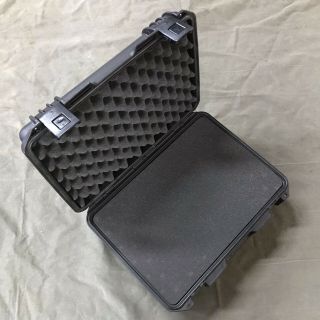 Pre - Owned Im2300 Pelican Storm Case (similar To 1500) With Full Pluck Foam