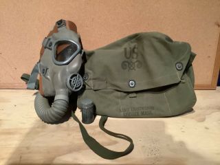 Wwii Korean War U.  S.  Gas Mask Mostly With Bag