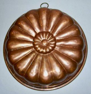 Antique Quality Solid Copper 11.  25 " Round Floral Mold Mold W/tin Lining (3 Qt)