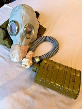 Soviet Ussr Russian Military Gas Mask Gp - 5 With Hose And Eo - 14 Filter.  Size 2.