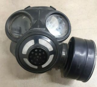 Canadian Army Military C3 Gas Mask Respirator W/ Filter Size Medium