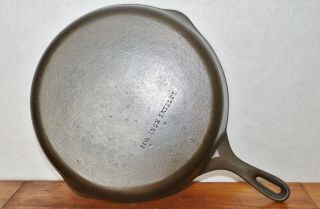 Unmarked Wagner Ware No.  10 Cast Iron Skillet Circa 1950 