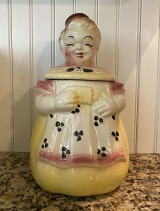 Vintage 1950s American Bisque Pottery Co - Granny In Yellow Apron Cookie Jar - Usa