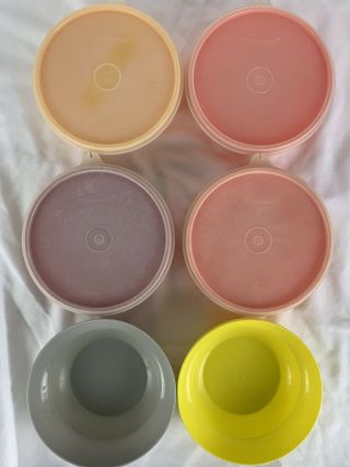 10 Pc Vintage Tupperware Cereal Bowls 155 & Lids 227 USA Orange Yellow Red Gray 3