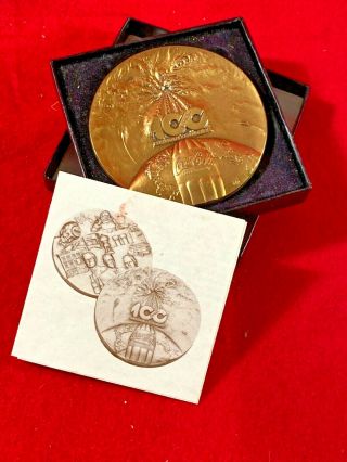 L7) Vintage Coca Cola Club 100 Year Centennial Celebration Medallion W/box