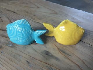 Vintage CHICKEN OF THE SEA TUNA FISH SALT AND PEPPER SHAKERS,  Ex.  Cond. 2