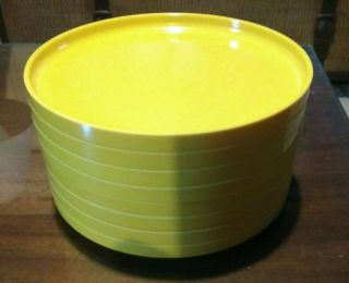 8 Vintage Heller Massimo Vignelli Yellow Lunch Plates Melamine 7.  5”