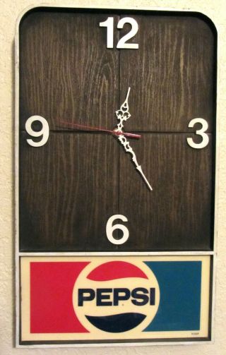 Vintage 1969 Pepsi Wall Clock Sign Faux Woodgrain Plastic Made In Usa Price Bros